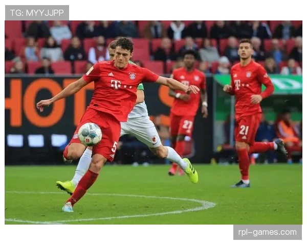 德甲转会市场火热，各队积极补强阵容迎战新赛季