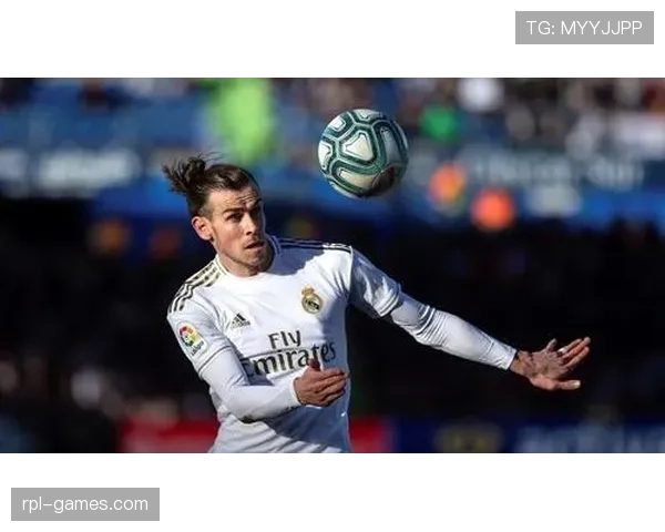 扎巴尔尼英超赛季表现抢眼，助球队强势冲击冠军