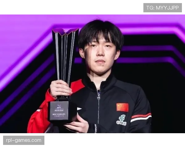 王楚钦家里到底多奢侈？光看看他手机壳就怀疑人生了！